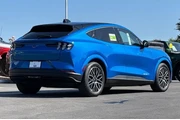 $39277 : Ford Mustang Mach-E 2025 AWD thumbnail