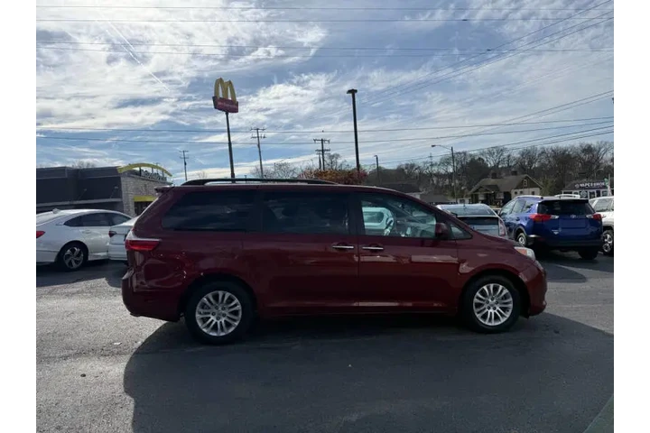 $15995 : 2015 Sienna XLE Premium 8-Pas image 5