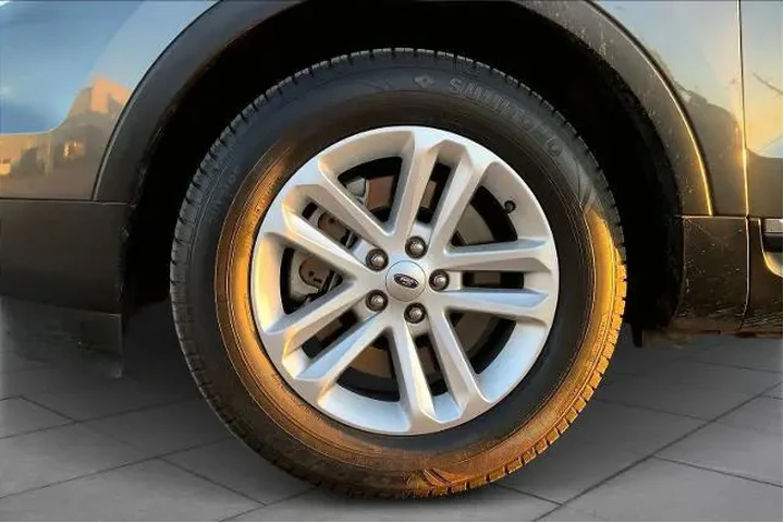 $12491 : Ford Explorer 2015 XLT 4dr S image 8