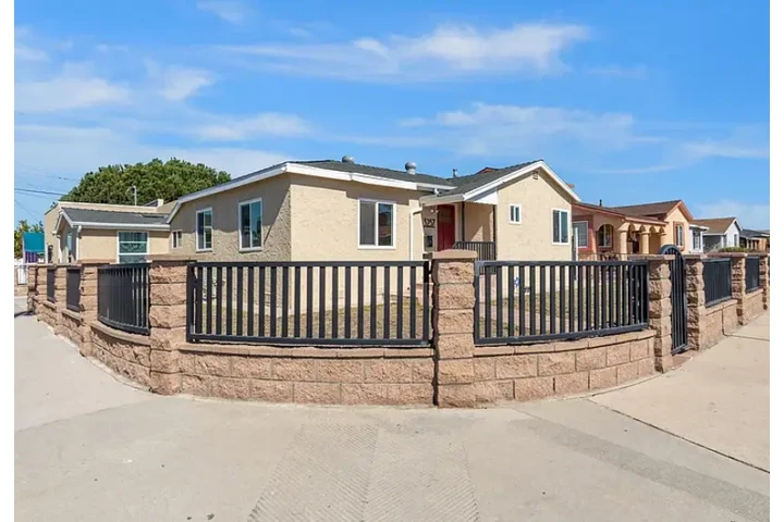 $2395 : spacious, open living home image 1