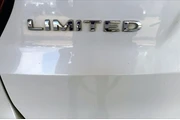 $12428 : Ford Explorer 2019 AWD Limit thumbnail