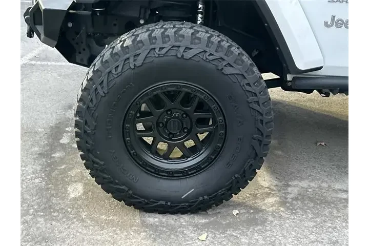 $37985 : Jeep Wrangler 2024 4x4 Sahar image 10