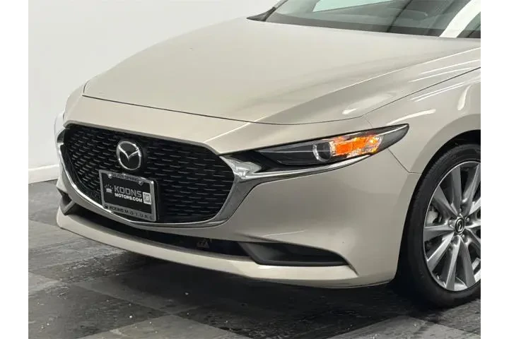 $20000 : Mazda Mazda3 Sedan 2023 2.5 image 2
