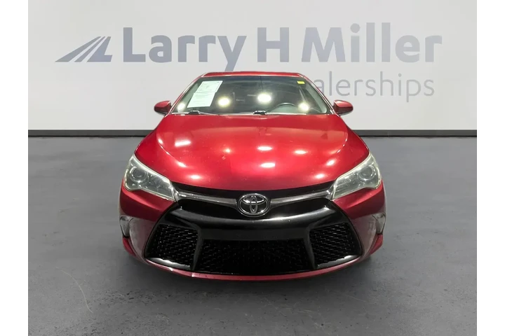 Toyota Camry 2016 SE 4dr Sed image 8