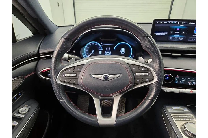 $33998 : Genesis GV70 2023 AWD 2.5T S image 10