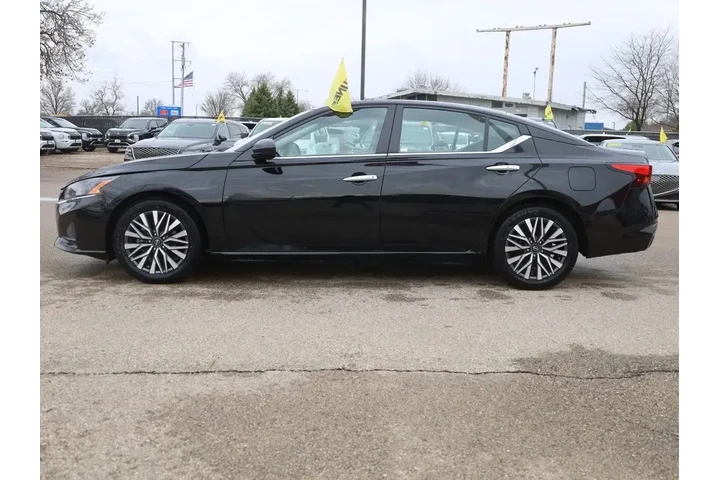 $20577 : Nissan Altima 2025 2.5 SV 4d image 6