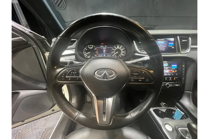 INFINITI QX50 2021 Luxe 4dr image 9