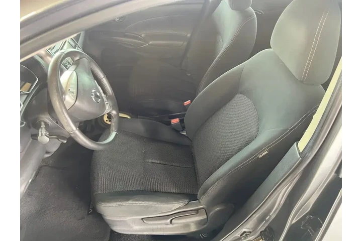 $10000 : Nissan Versa 2018 S 4dr Seda image 4