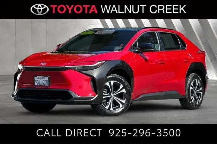$26500 : Toyota bZ4X 2024 XLE 4dr Cro image 1
