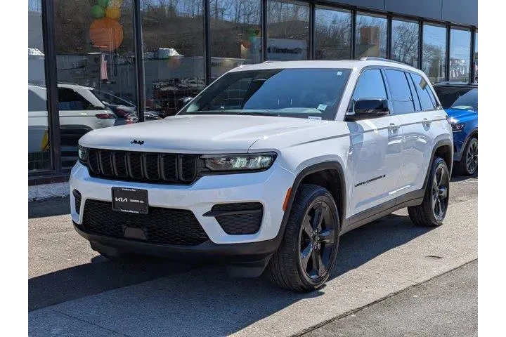 $33895 : Jeep Grand Cherokee 2023 4x4 image 1