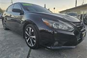 $9495 : 2016 Altima 2.5 SR thumbnail