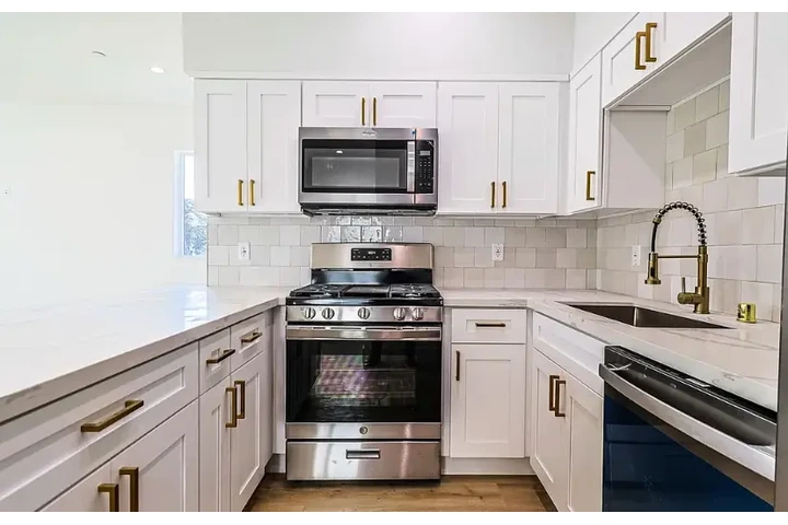 $1450 : Beautiful 1 bedroom apt in LA image 7