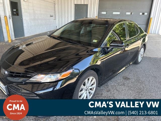 $15998 : PRE-OWNED 2018 TOYOTA CAMRY LE image 1