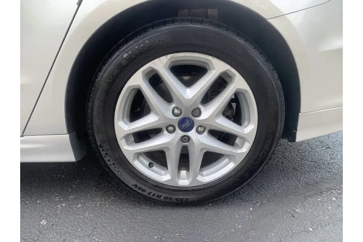 $7995 : 2014 Fusion SE image 10