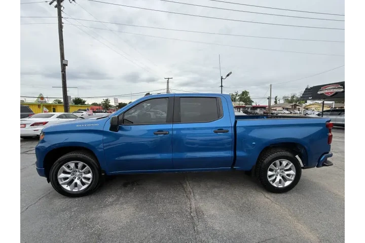 $21995 : 2022 Silverado 1500 Custom image 9