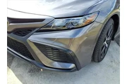 $27995 : Toyota Camry 2024 SE 4dr Sed thumbnail