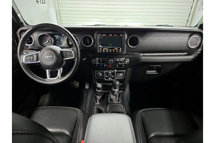 $31998 : Jeep Wrangler Unlimited 2022 image 9