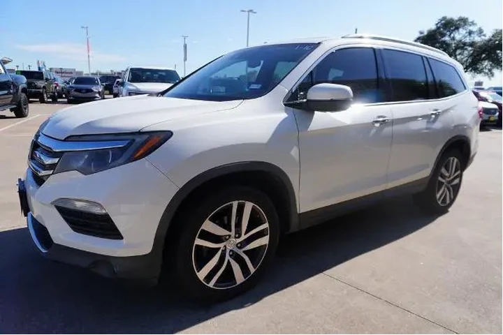 $18888 : Honda Pilot 2018 AWD Touring image 3