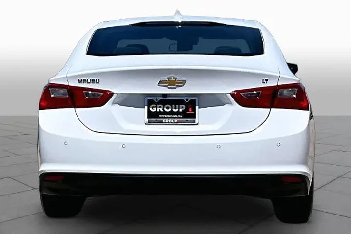 $20197 : Chevrolet Malibu 2024 LT 4dr image 4