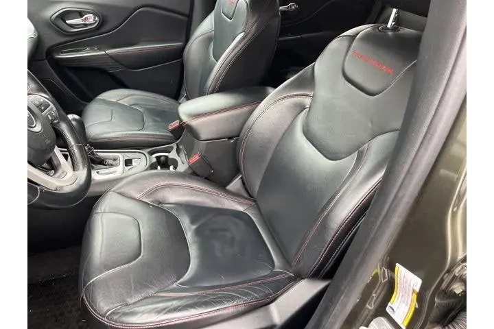 $7988 : Jeep Cherokee 2014 4x4 Trail image 7