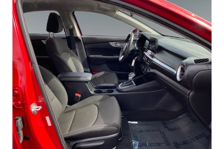 $22412 : Kia Forte 2023 image 10