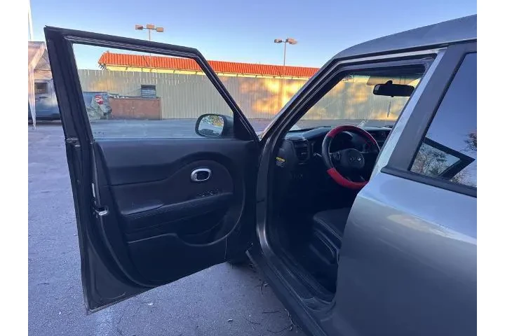 $10519 : Kia Soul 2018 4dr Crossover image 5