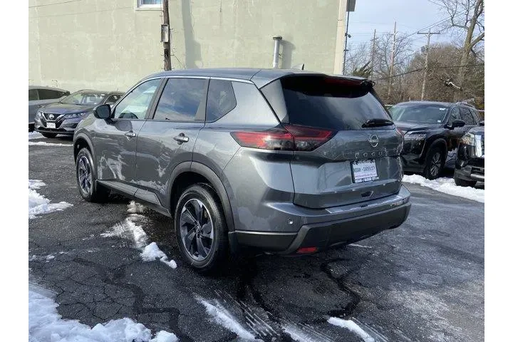 $22850 : Nissan Rogue 2025 SV 4dr Cro image 6