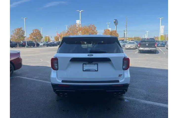 $34915 : Ford Explorer 2021 AWD ST 4d image 6