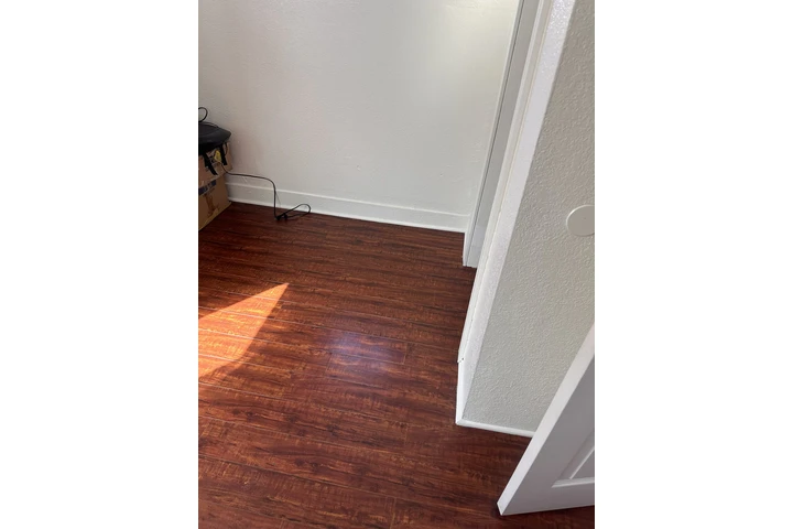 $900 : Cuarto image 2