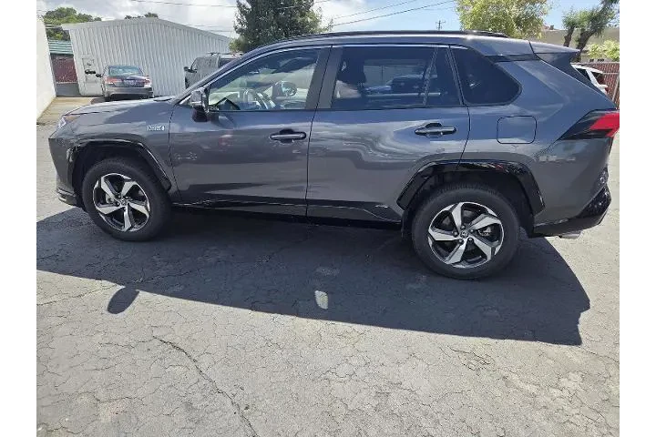 $33950 : Toyota RAV4 Prime 2021 AWD S image 10