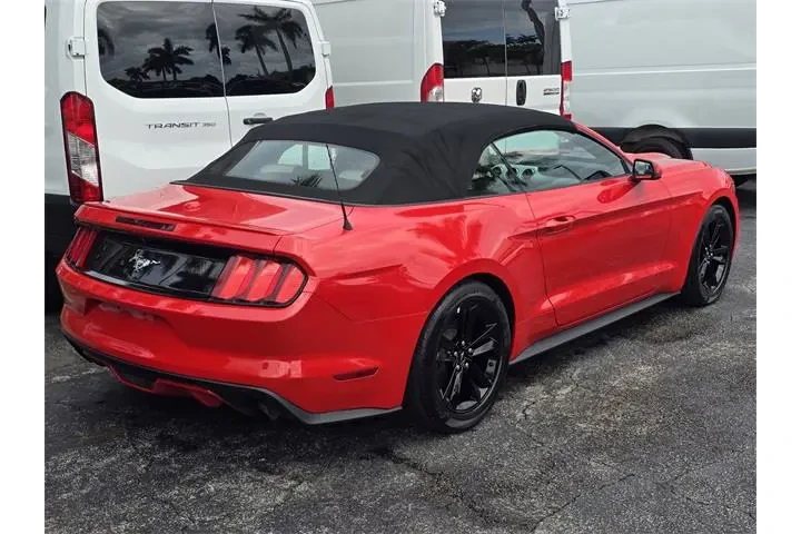 $13990 : Ford Mustang 2017 EcoBoost P image 3
