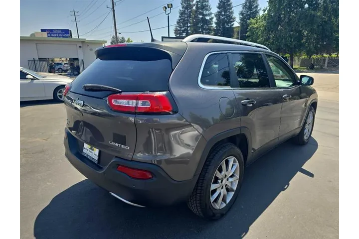 $12499 : 2018 Cherokee image 8
