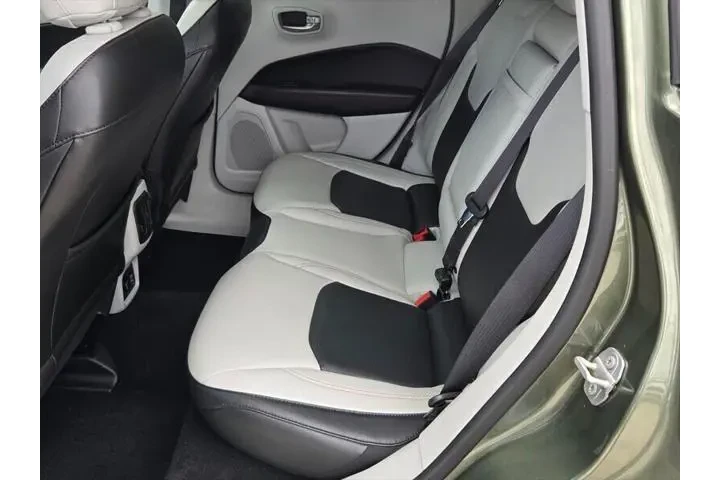 $16993 : Jeep Compass 2018 Limited 4d image 8