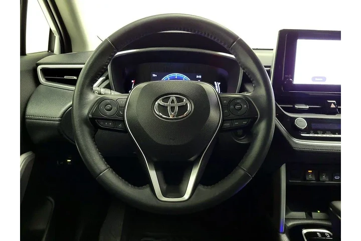 $29998 : Toyota Corolla Cross 2024 AW image 10