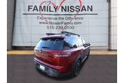 $30374 : Nissan Pathfinder 2023 AWD R thumbnail