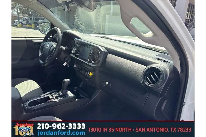 $22539 : Toyota Tacoma 2020 4x2 SR5 4 image 9