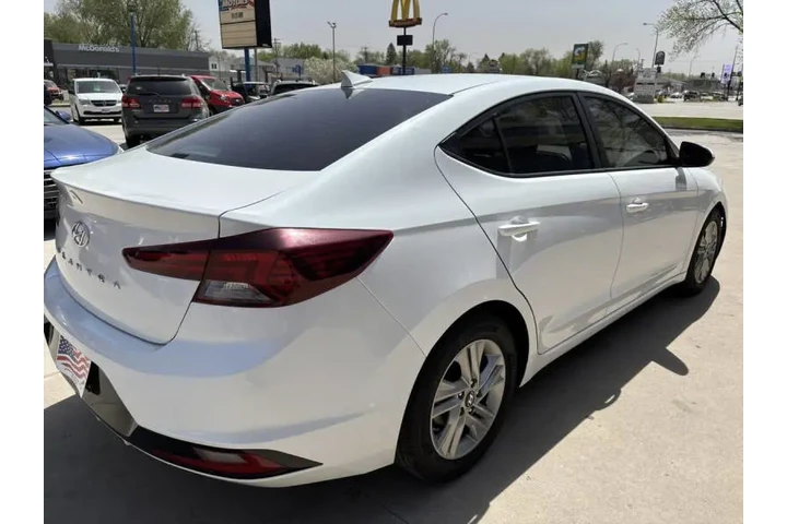 $11990 : 2019 Elantra SEL image 7