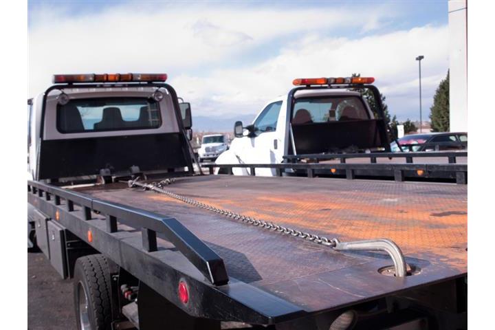 20% OFF TOWING SERVICE PHOENIX image 8