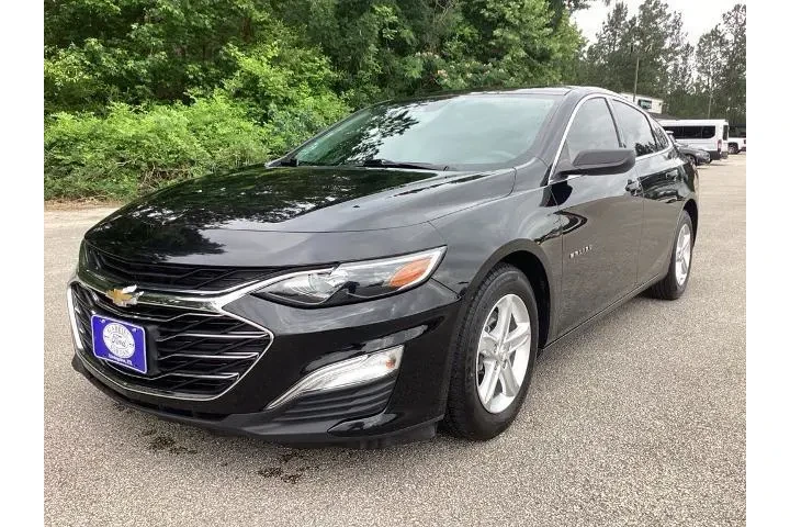 $17762 : Chevrolet Malibu 2023 LS 4dr image 3