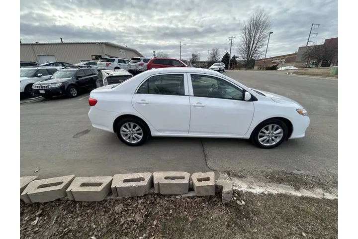 $6490 : 2009 Corolla LE image 8