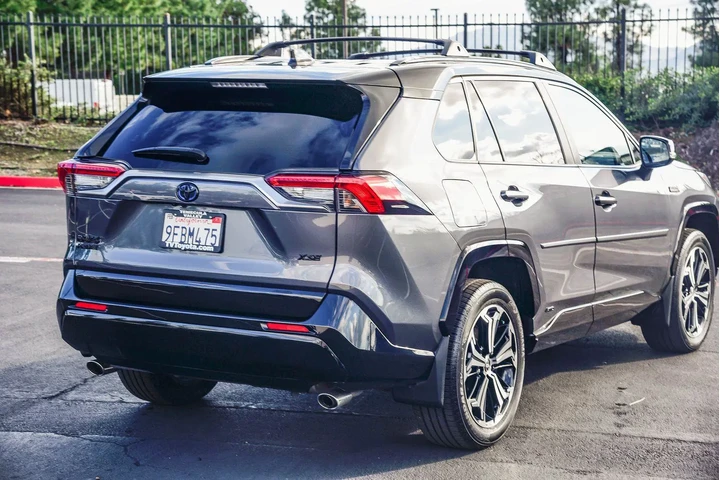 $38438 : Toyota RAV4 Prime 2023 AWD X image 7