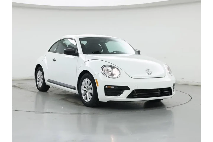 $24998 : Volkswagen Beetle 2018 2.0T image 1