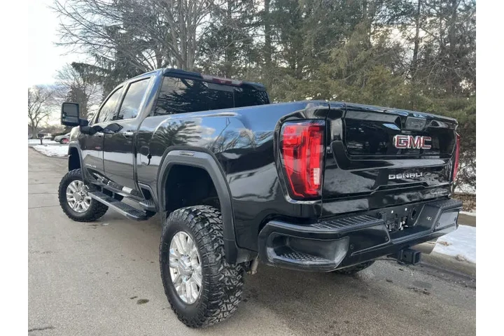 $44991 : 2020 GMC Sierra 2500HD Denali image 5