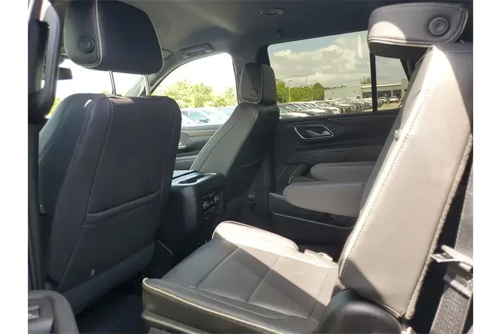 Chevrolet Tahoe 2023 4x2 Pre image 9