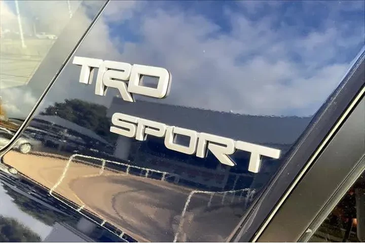 $37880 : Toyota 4Runner 2024 4x2 TRD image 9