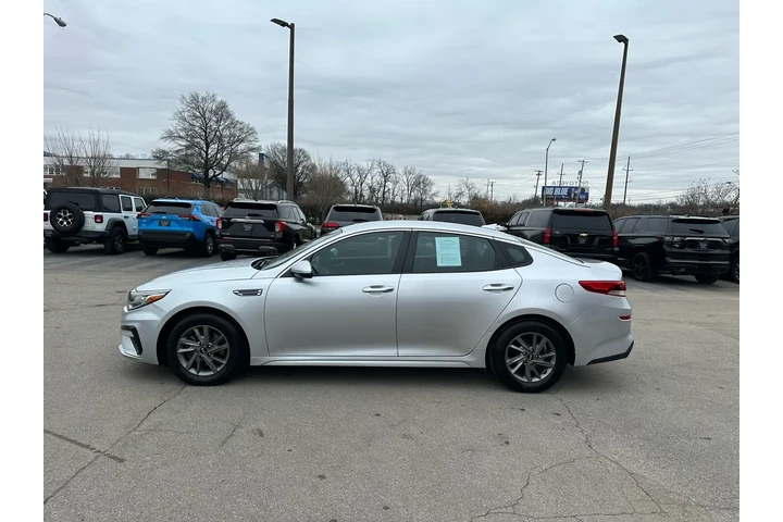 $11980 : 2020 Optima LX Auto image 5