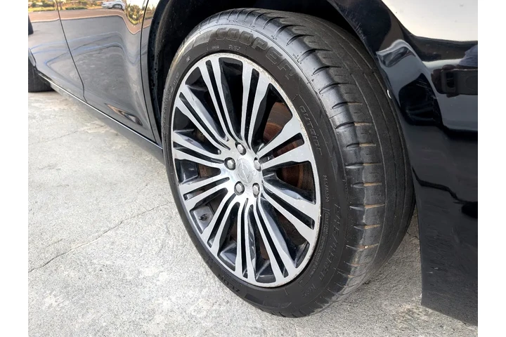 $10995 : 2013 300 S V6 RWD image 9