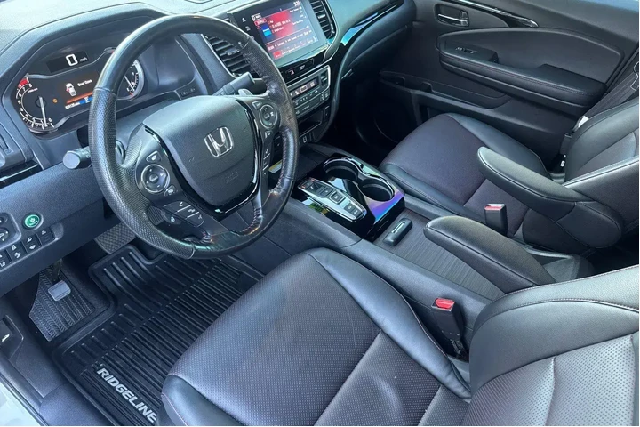 $33010 : Honda Ridgeline 2022 AWD Bla image 2