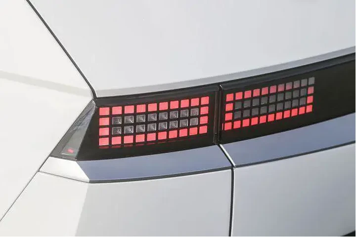 $25892 : Hyundai IONIQ 5 2024 SEL 4dr image 10