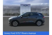 $19189 : Ford Escape 2020 AWD Titaniu thumbnail